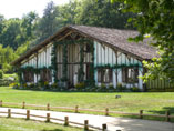 Ein altes Bauernhaus im Landes-Stil ist zur ferme de santé umgewandelt worden